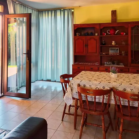 - Balaton 18113 Holiday home Balatonbereny