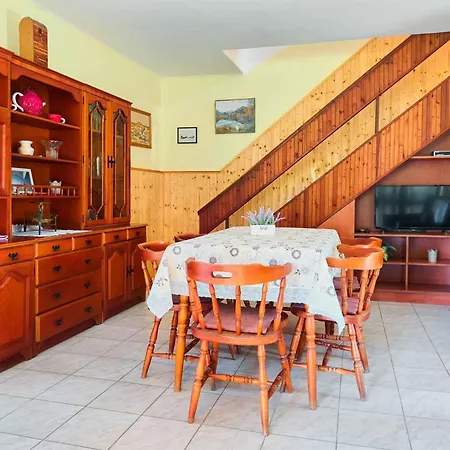 Holiday home - Balaton 18113 Balatonbereny