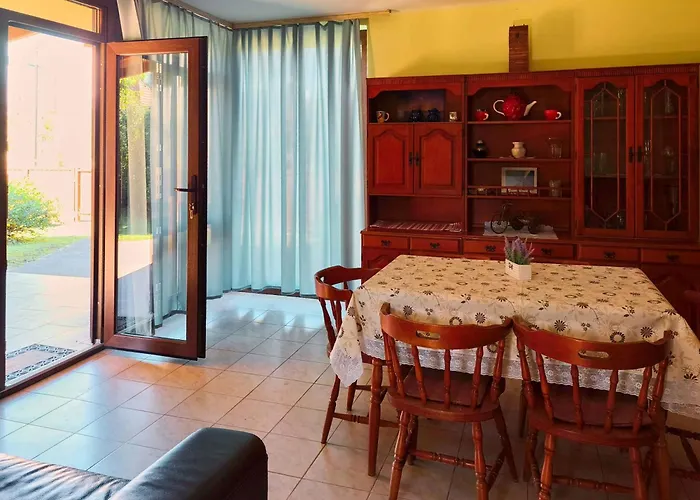 - Balaton 18113 Casa de Férias Balatonberény